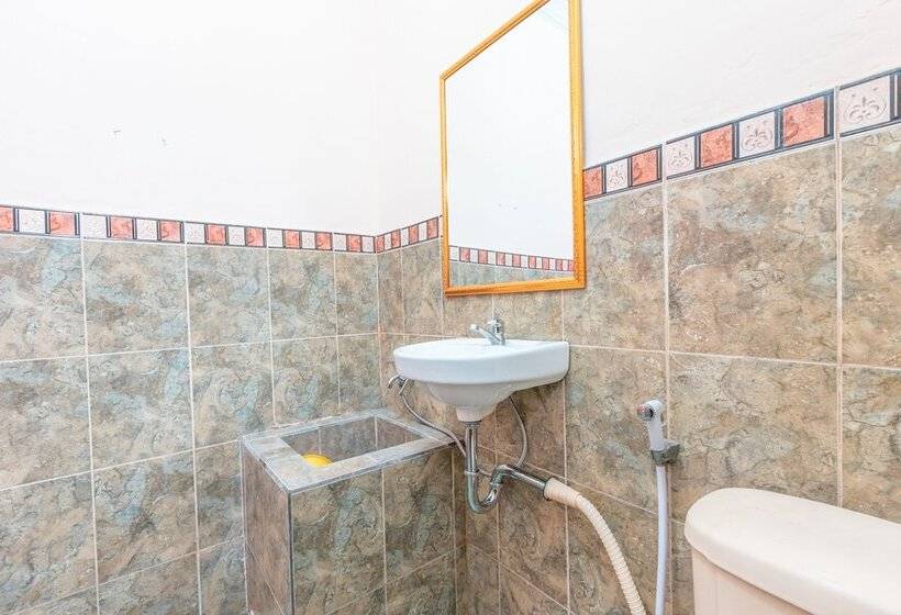 Quarto standard, Oyo 2137 D Colonel Residence