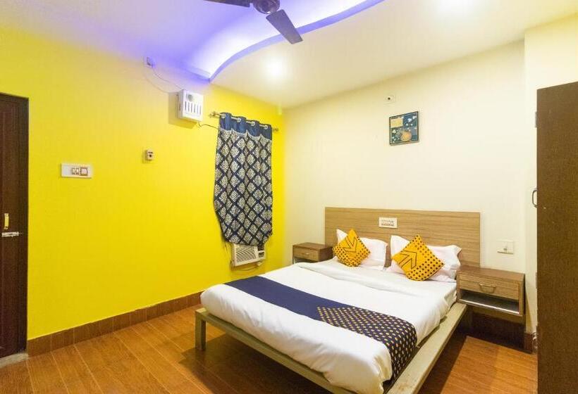 Standard Trippelrum, Spot On Prabir Residency Inn