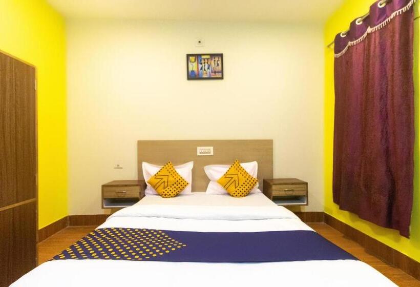 Ekonomiskt Trippelrum, Spot On Prabir Residency Inn