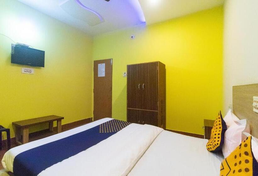 Ekonomiskt Trippelrum, Spot On Prabir Residency Inn