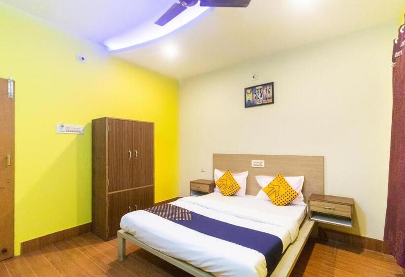 Ekonomiskt Trippelrum, Spot On Prabir Residency Inn
