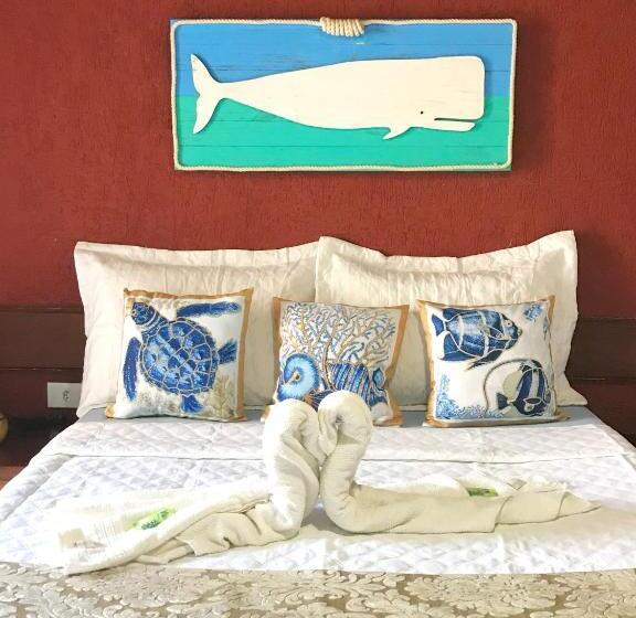 Standard Værelse til 4 pers. med Balkon, Pousada Marujos