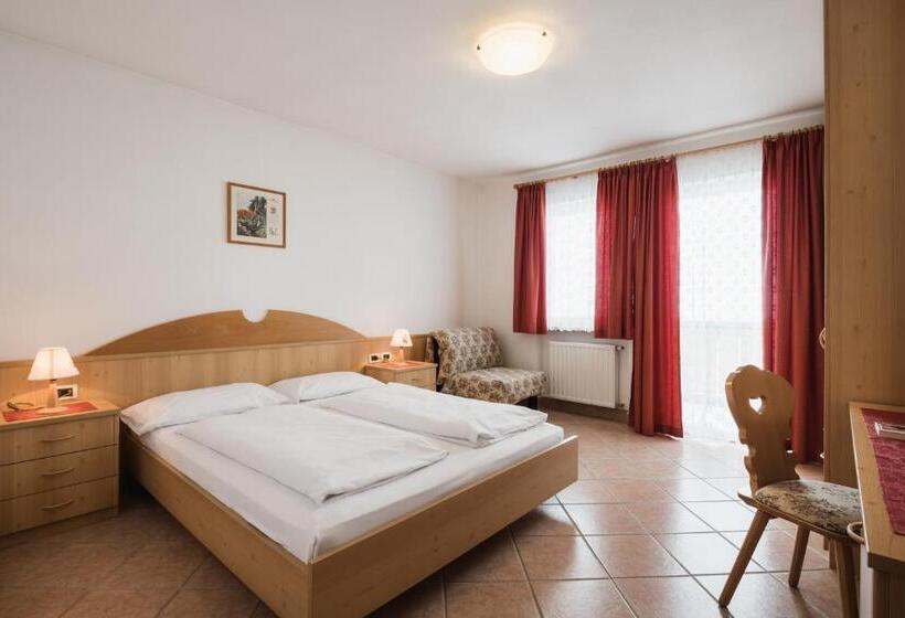 Appartamento 2 Camere da Letto, Apparthotel Sellaronda