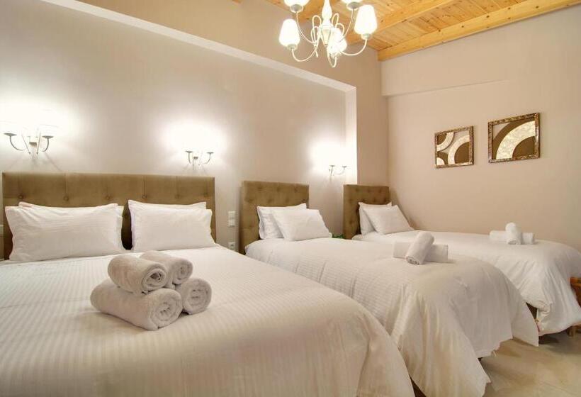 غرفة ديلوكس رباعية, Ali Pasha