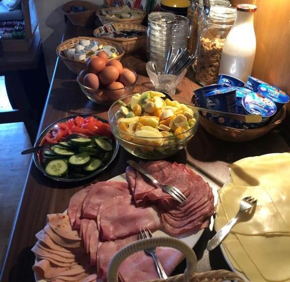 1 Sovrums Stuga, Haus Innerwald By Châtel Reizen