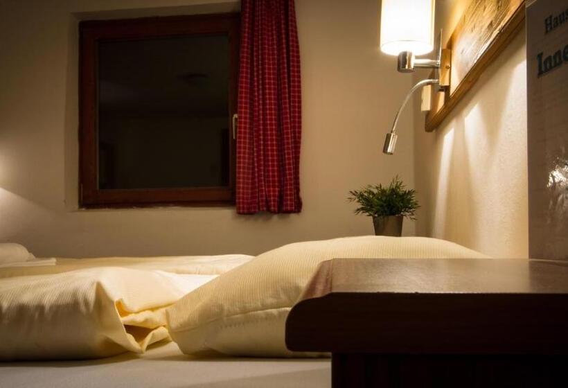 1 Sovrums Stuga, Haus Innerwald By Châtel Reizen