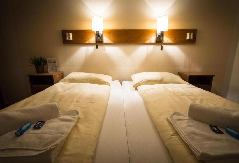 1 Sovrums Stuga, Haus Innerwald By Châtel Reizen