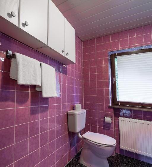 バスルーム共有のシングルスタンダード, Haus Stüttler/duchscherer