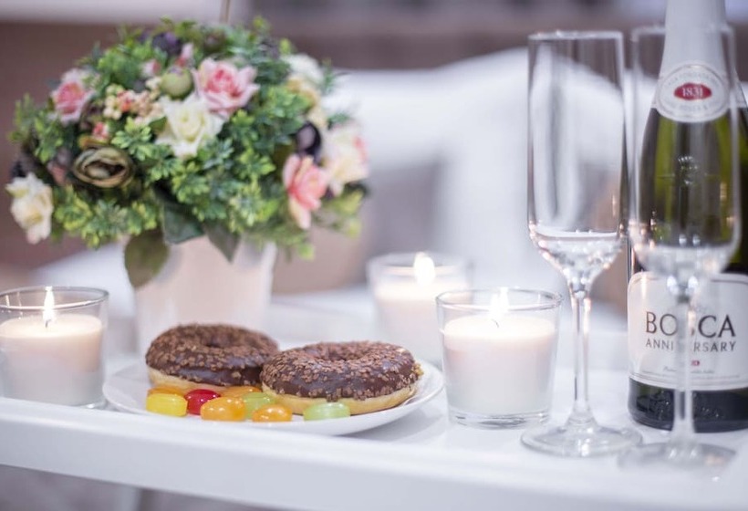 スタンダードルーム, Gold Inn By Academia