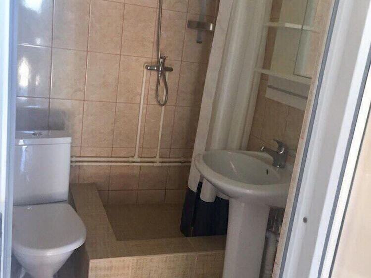 Семейный Номер, Guest House Kovcheg