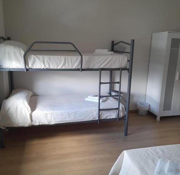 בית, 4 חדרי שינה, Sleeping Portomarin 2