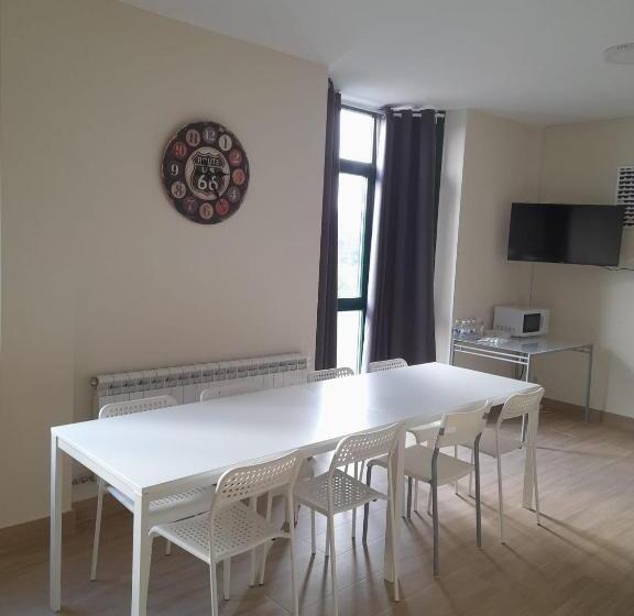 בית, 4 חדרי שינה, Sleeping Portomarin 2