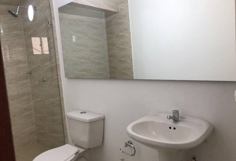 اتاق استاندارد, Luka Cartagena