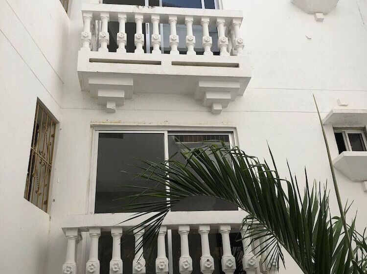 اتاق استاندارد, Luka Cartagena