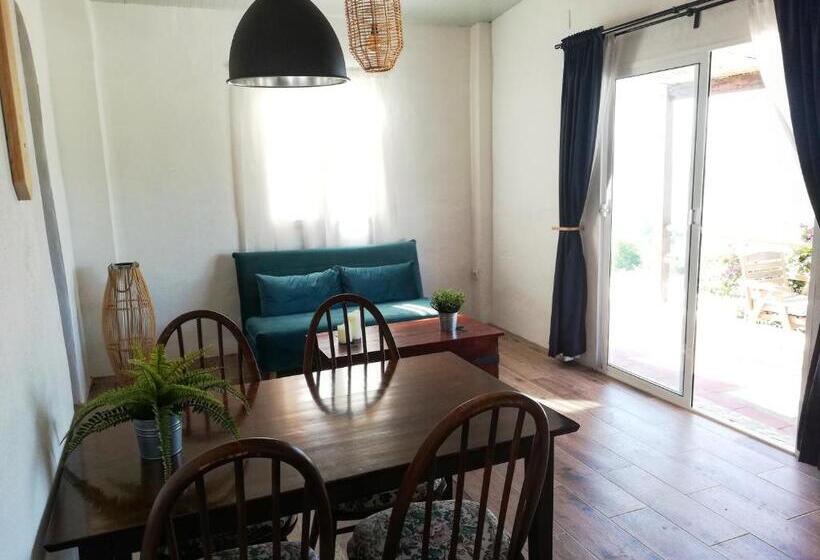 إستوديو قياسى ذو إطلالة, Casa De La Vida Málaga