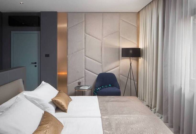 디럭스 룸 킹사이즈 침대, Terra Residence