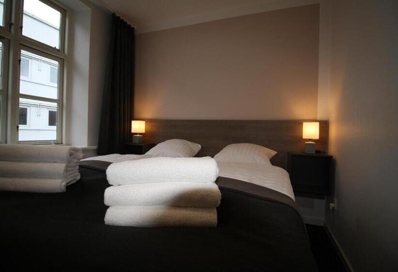 Апартаменты 2 Спальни, Aarhus City Apartments