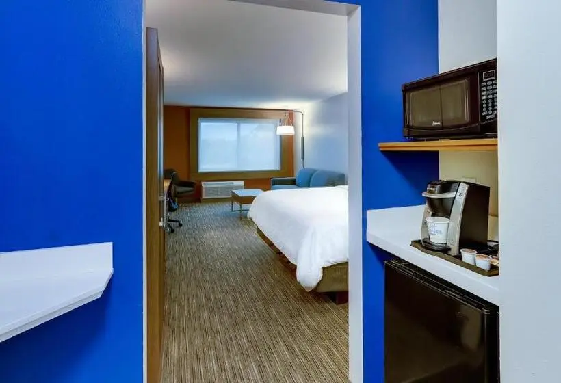 キングサイズベッドのスイートルーム, Holiday Inn Express & Suites Middletown Goshen, An Ihg