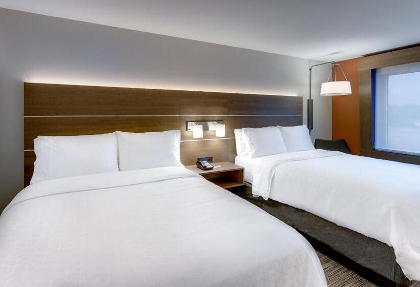 חדר סטנדרט מותאם לאדם עם מוגבלויות, Holiday Inn Express & Suites   Middletown   Goshen, An Ihg