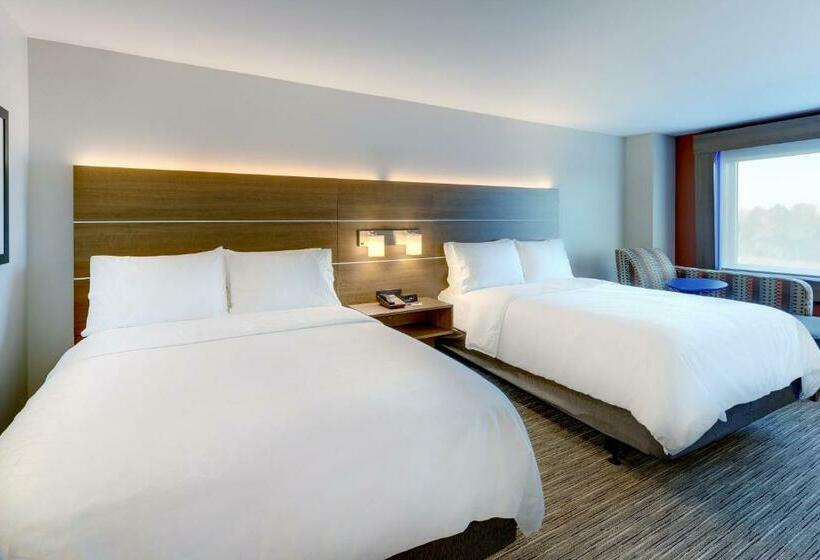 סוויטה מותאמת לאדם עם מוגבלויות, Holiday Inn Express & Suites   Middletown   Goshen, An Ihg