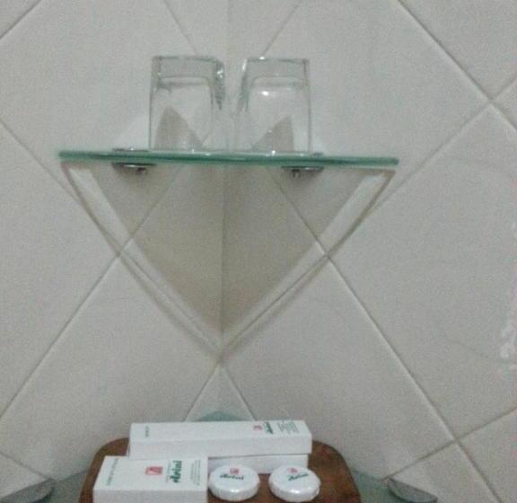 Habitació Superior, The Amrani Syariah