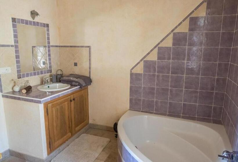 غرفة سوبيريور, Chateau De Sainte Croix