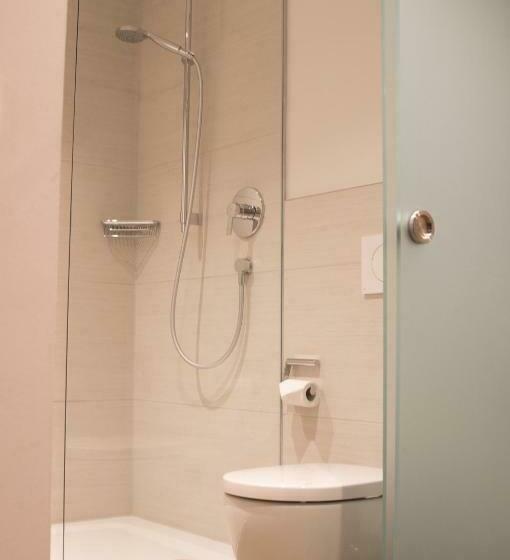 Quarto Estandar Individual, Brauerei_gasthof Pfister