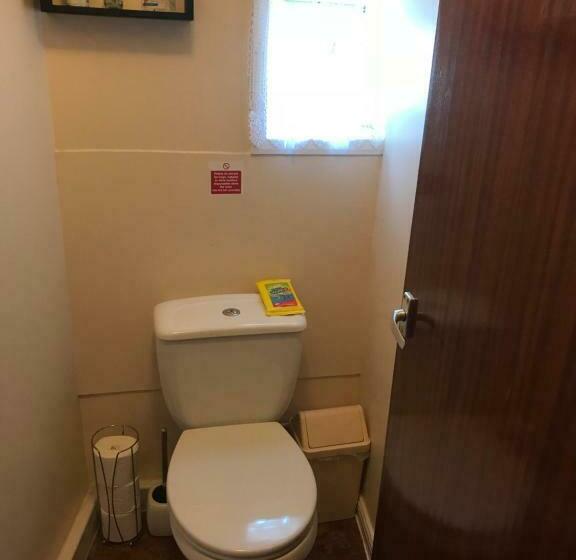 غرفة قياسية فردية, Willows Guest House