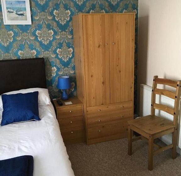 Семейный Номер, Willows Guest House