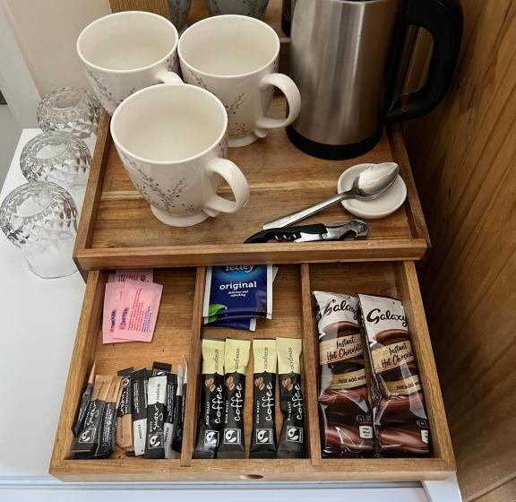 غرفة عائلية, Willows Guest House