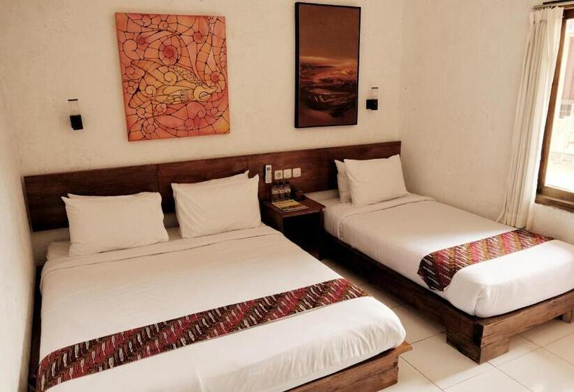 اتاق لوکس سه تخته, Cempaka Borobudur Guest House