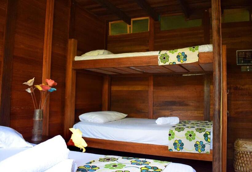 اتاق خانوادگی, Nuquimar