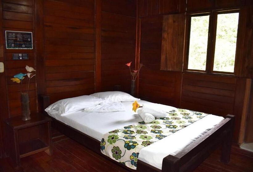 اتاق استاندارد, Nuquimar