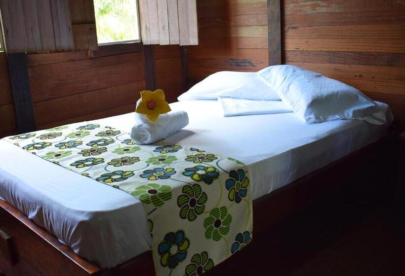 اتاق استاندارد یک نفره, Nuquimar