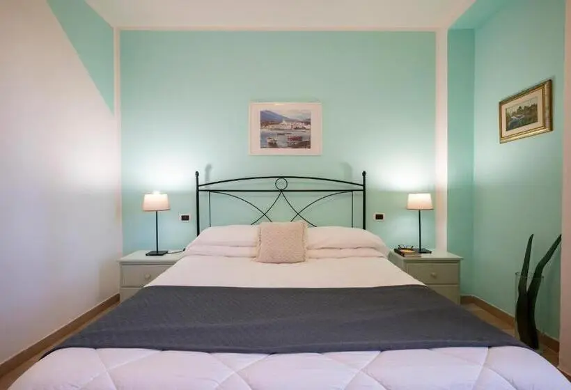 プールの見える１ベッドルームアパートメント, Ombra Verde Residence E B&b