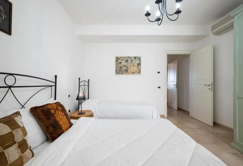 プールビューの２ベッドルームアパート, Ombra Verde Residence E B&b