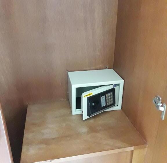 اتاق خانوادگی, Southern Fried Rice