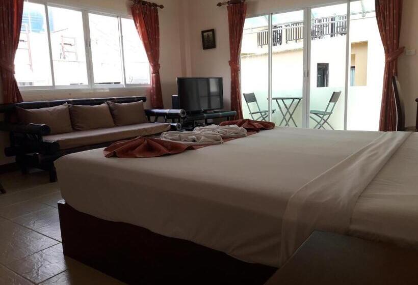 سوییت لوکس, Southern Fried Rice