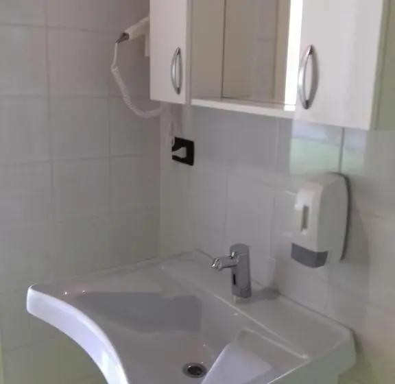 レイクビュースタンダードルーム, Agriturismo Cascina Lert