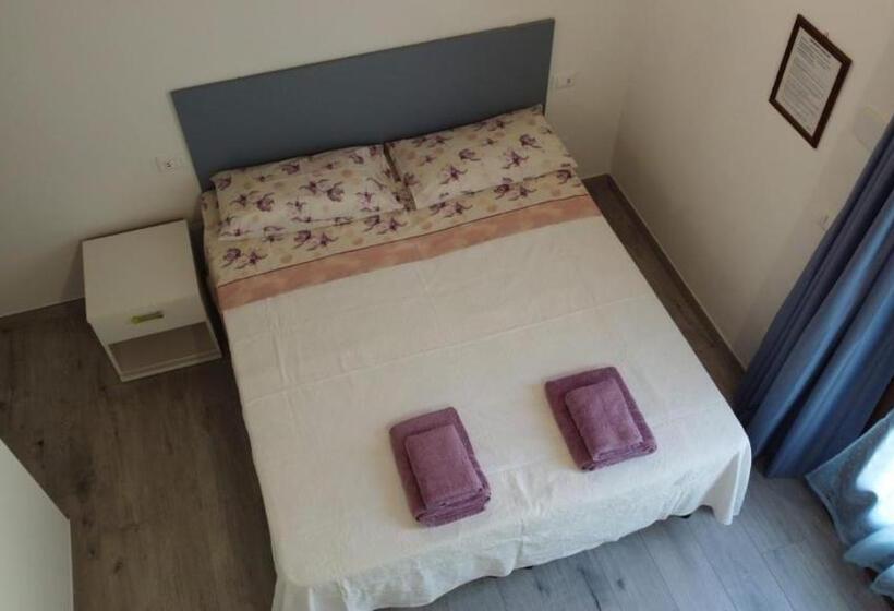 חדר סטנדרט לשלושה, Agriturismo Cascina Lert