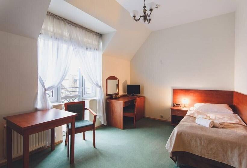 Номер Стандарт, Bursztyn