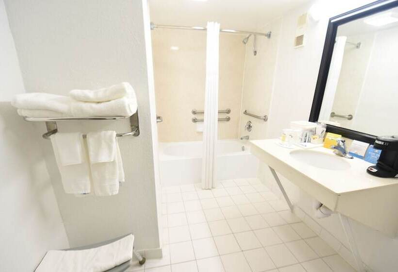 障害者適応デラックスルーム, Days Inn By Wyndham Stuart