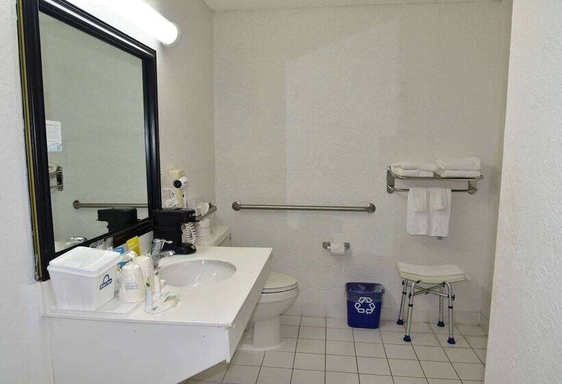 障害者適応デラックスルーム, Days Inn By Wyndham Stuart