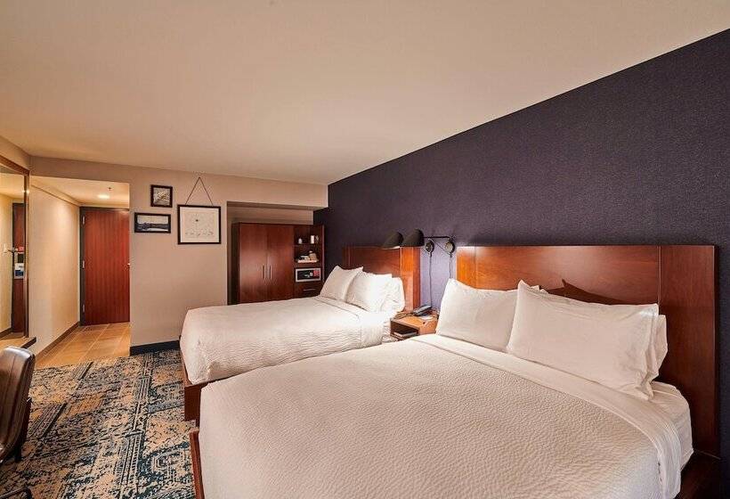 غرفه قياسيه سريرين مزدوجين, Four Points By Sheraton Clevelandeastlake