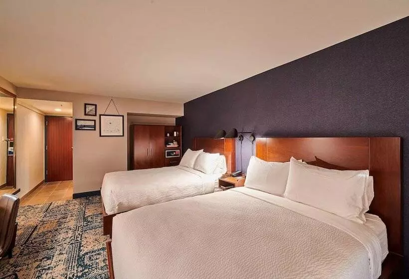 ２ダブルベッドのスタンダードルーム, Four Points By Sheraton Clevelandeastlake
