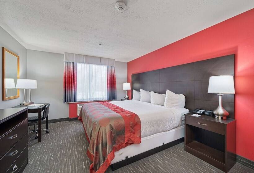 Люкс, Ramada By Wyndham Sioux Falls Airport   Waterpark Resort & Event Center