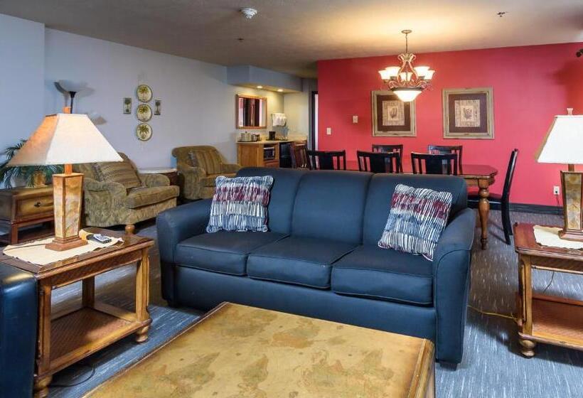 침실 2개 스위트, Ramada By Wyndham Sioux Falls Airport   Waterpark Resort & Event Center