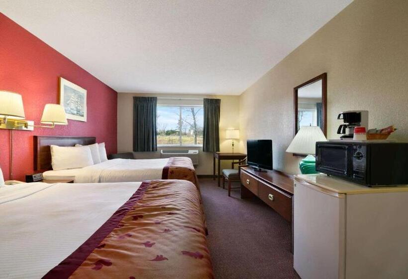 Номер Стандарт, Econo Lodge Whitehall Near Michigan S Adventure