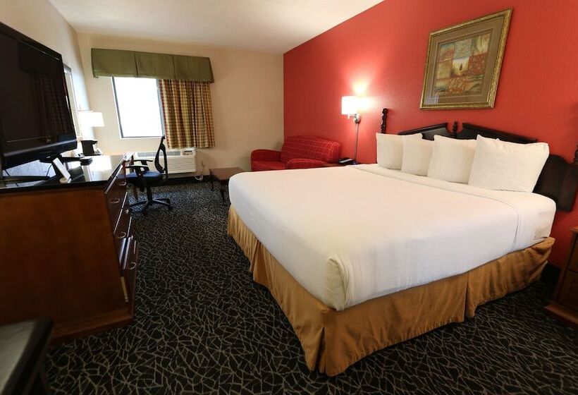 סטודיו סופריור, Ramada By Wyndham Bolingbrook