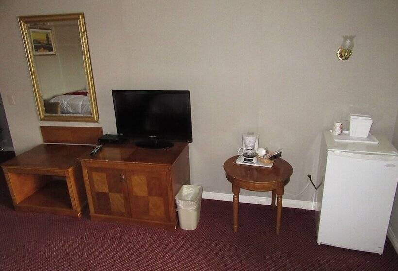 חדר סטנדרט שתי מיטות זוגיות, Ramada By Wyndham Los Angeles/wilshire Center